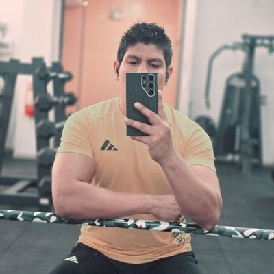 luisyumpo's profile picture. #QuedateEnCasa #JuntosVencemosAlCoronavirus