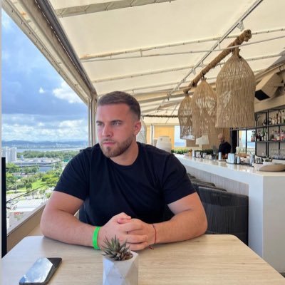 rayanbrandly's profile picture. Quality-driven Senior Finance Manager 🧠|𝗔𝗱𝘃𝗼𝗰𝗮𝘁𝗲✍🏻|𝗠𝗲𝗻𝘁𝗼𝗿📈|𝗜𝗻𝘃𝗲𝘀𝘁𝗼𝗿💰