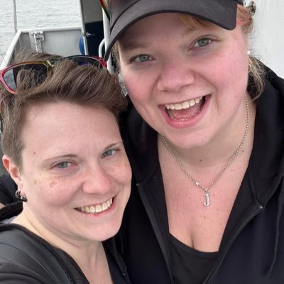 liz_veeuh's profile picture. Be kind | Go exploring | Love life | My 💗=@jenskari #SaveMotherlandFortSalem