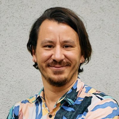 Fotógrafo y Audiovisualista. Papá de Merú. Tengo una bitácora y un podcast sobre ser papá.