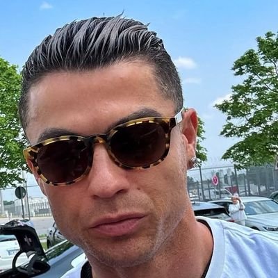 Nie bierz wszystkiego na poważnie.
To tylko Twitter, zabawa, Bonucci.