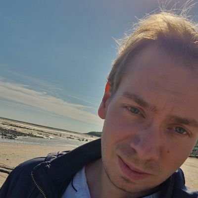 Ingénieur industrie du nucléaire
(promis l'EPR va démarrer un jour)
26 ans
Update : ça y est.