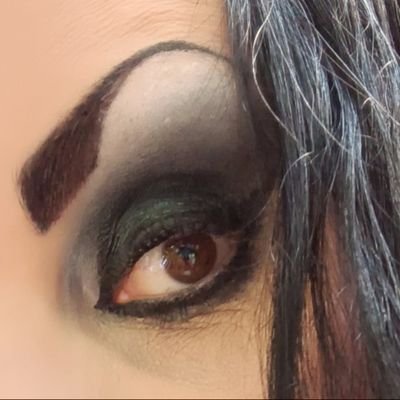 *_ Pro Israel
*_ nur Zwei ✌
*_ Goth/ Metal
*_ persönliche Leibdienerin meiner 🐈⬛ und ich LIEBE Alles daran ... 😏🐾
*_ KEIN Interesse an Post