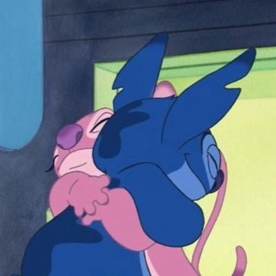 sinthi_23's profile picture. to the stars 💫