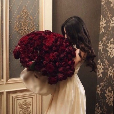 itxchaoticme's profile picture. A lil escape from the real world....