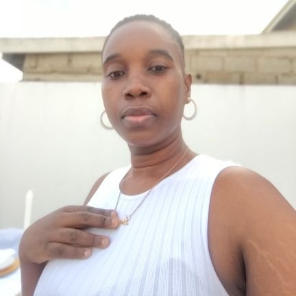 _I_Am_Presh's profile picture. I'm mother sister friendly person outgoing and love God cause his da best😇❤👄💋