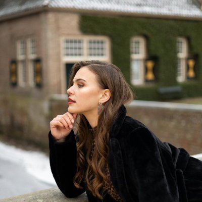 Louiselovvee's profile picture. 