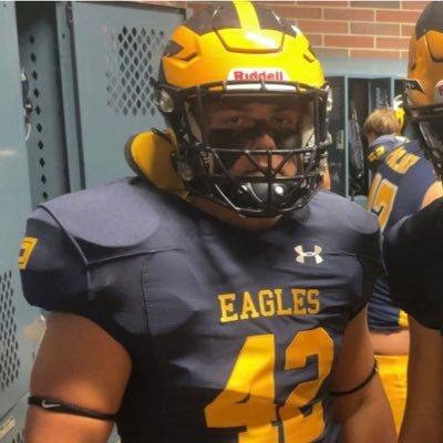 C/O 2026 DL 5,9 230 | All Livingston county honorable mention | bench: 385 squat: 525 40: 5.00 Pro agility: 4.51