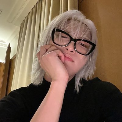 marsbyeoli's profile picture. volcanic then we panic