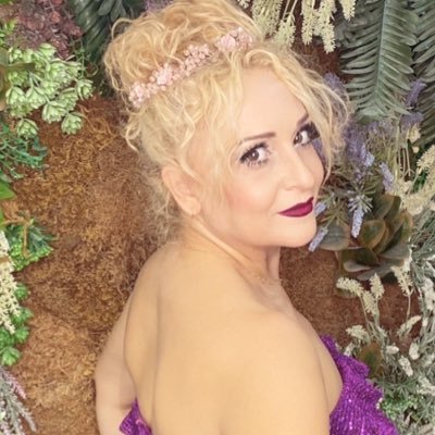 zehiree's profile picture. Başak burcu,BEŞİKTAŞ⚽ ,kuaför✂, terzi💃🏻,dansçı💃🏻, aşçı🍵🥘,. Yorgun ve yaşlı. MUSTAFA KEMAL ATATÜRK ❤aşığı. UNF=UNF/ Snapchat:clgn74 DM yok❗️❗️❗️