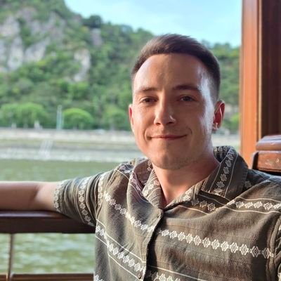 Associate Director of Community Management @OldSchoolRS. Comments/opinions are mine not those of Jagex.