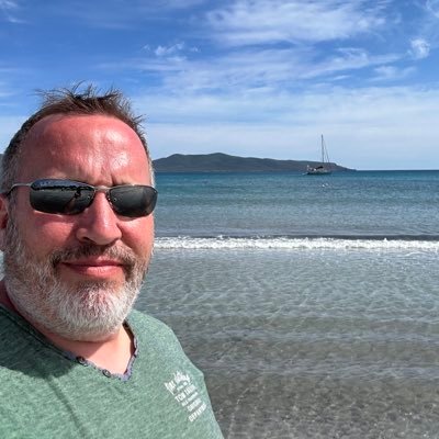 r_ralbo's profile picture. keine Nazis, kein Antisemitismus. FDGO-Ultra. Pro Israel. Pro Wissenschaft. Hunter. Krav Maga Instruktor. Facit Omnia Voluntas