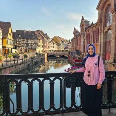 cocuksever, huzursever bir Çocuk ve Genç Psikiyatristi 🤸♂️🤸♀️
bisiklet tutkunu 🚴♀️
kürekçi 🚣♀️ https://t.co/KQb7h0FrZV