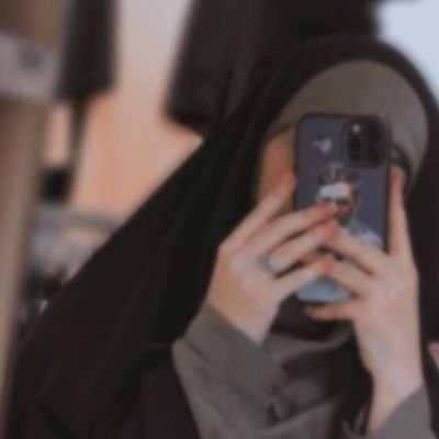 بكلـوريس هنـدسةحاسبـات من مـحور المقاومة عـقيدةً وانتـماءً هـاوية للإعـلام والـسياسة أؤمـن بالكلـمة الـصادقة كـخط دفـاع أول