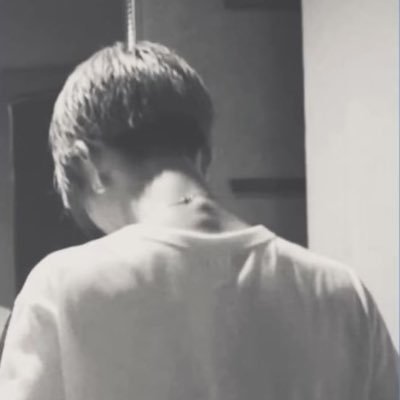 882004_sp's profile picture. 関西住み スト💎💙 ネガティブ思考 病み期 ブロック禁止 20歳🎂精神崩壊中 愚痴やら呟きます。#スト担と繋がりたい #田中樹  #ぼくステ2025