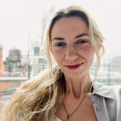 Developer learning design. Currently working on a Framer template.