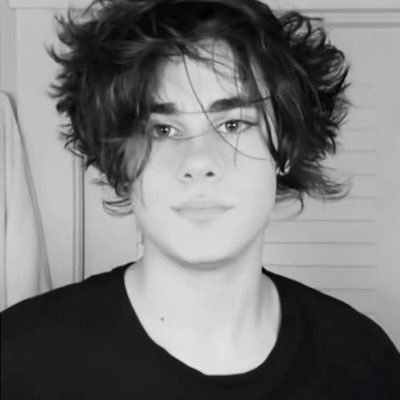 Ghalamala's profile picture. yapping don't take it seriously