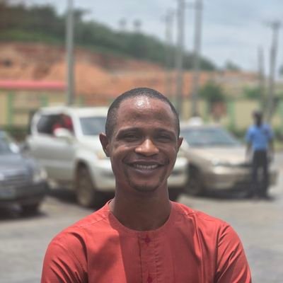 Biochemist, Research analyst, Graphic designer, Beginner-level data analyst.
Son of the most high 👑.