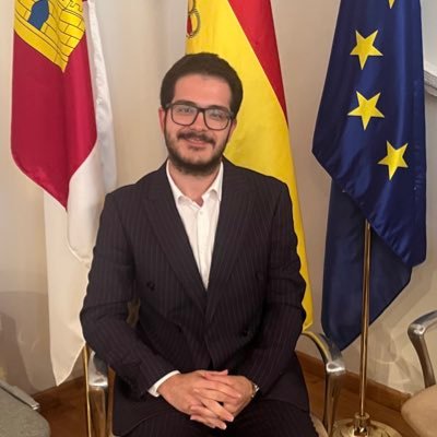 Representante Internacional de Ingeniería Geomática (FIG, APPAT, COIGT) 🌍🗺 Profesor universitario 👨🏻🏫 Genealogista 🕵🏻♂️📜🇪🇸