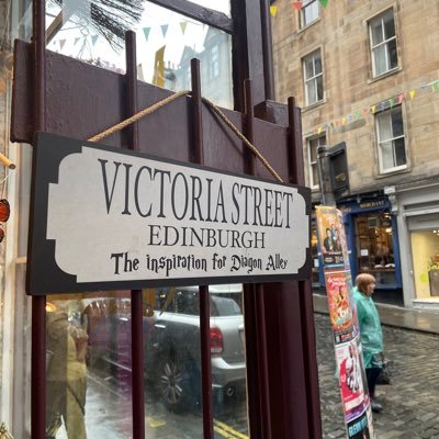 AldanaFahad1's profile picture. Medical student at KSU @ksu_medicine | @dspksu | Mawhiba student | Saudi Quality Ambassador 🩺🧠