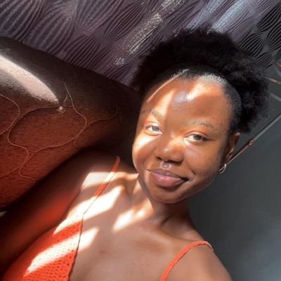 T4thelmaa's profile picture. 