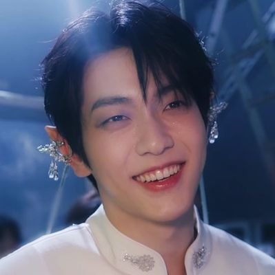 ㅤㅤㅤㅤㅤㅤㅤㅤtri . be !? 🗯️ ᥣovᥱ .. 미술
fan account