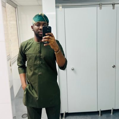 /Banker/♥️ManUtd♥️/G.Akokite/party RiDer😋😋😋 /Cruise 👑:#werisebyliftingothers# 👻:oyewale1999 Live, laugh, love, learn. The world is yours🚀❤️