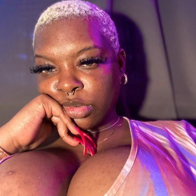 ask for my menu for content that’s not posted🤭Bi🌈 #secretseller Content Creator wlc just follow you might get in ( Don’t buy ? Don’t follow me 😘 )