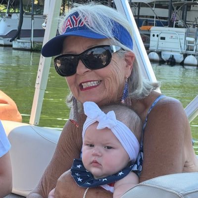 Mama. Yaya (see profile pic!) Friend o Bill. From Mississippi Delta. Conservative and getting more so since Carlisle the Gbaby! Ole Miss Rebels.