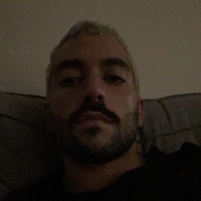 _shedidntcare's profile picture. 