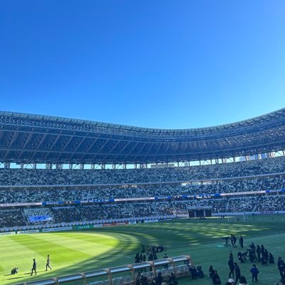 教育を変えたいと思いながら20年。悪い方にしか変わらない。どんどん働きにくくなっている現場。道徳万歳の学校で働いている😱国語、#文芸研、社会、#歴教協、算数、#数教協、#教科研、#日生連、で学んでいる。一緒に教育、社会について考えていきましょー! 教育は人格の完成をめざす!相談にものります、のってください。