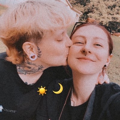 𝙸 𝚙𝚕𝚊𝚢 𝚟𝚒𝚍𝚎𝚘 𝚐𝚊𝚖𝚎𝚜 𝚜𝚘𝚖𝚎𝚝𝚒𝚖𝚎𝚜. 𝙸 𝚊𝚕𝚜𝚘 𝚑𝚊𝚟𝚎 16 𝚛𝚎𝚜𝚌𝚞𝚎𝚍 𝚊𝚗𝚒𝚖𝚊𝚕𝚜. @krysfae 💙