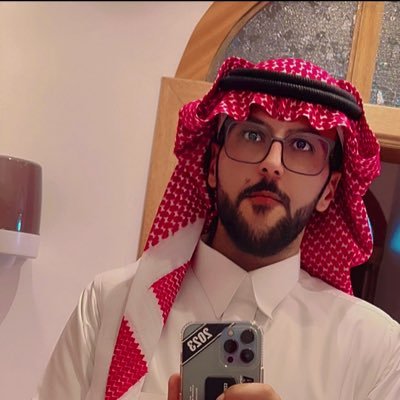 جعل الأخو اللي على أختـه ذرى ما يوجعه ضيـمٍ على مر السنيـن🥹♥️