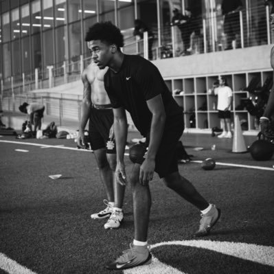 WR in 27’|6’0| ATH | @LakeRidgeFB | fear of god |jaydenevans201@gmail.com | # +1 682-427-7940