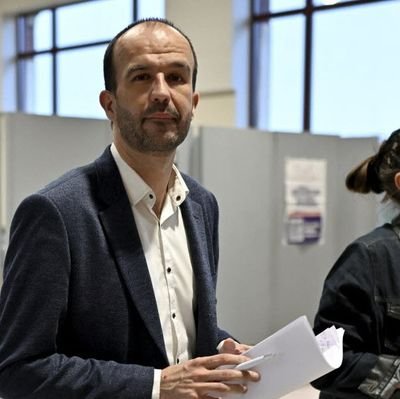 deux_miche11634's profile picture. 1m 70 yeux marron voyageur et amitiés à L F I