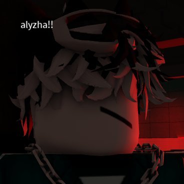 tsuahx_e's profile picture. bloxburg builder, he/him