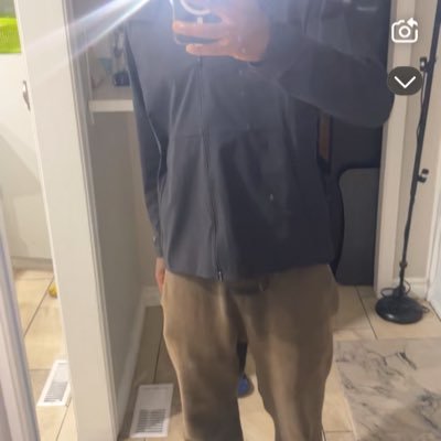 tyrell_416's profile picture. Instagram: Tyrell.416 follow up     ⬆️ 5”10 Guard | Hooper 🏀    C/O 2028