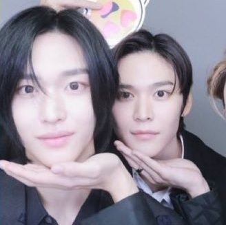 riizeurhands's profile picture. ☆⸼  ׂׅ ⓘ 𝐭𝐡𝐢𝐬 𝐮𝐬𝐞𝐫 𝐝𝐞𝐝𝐢𝐜𝐚𝐭𝐞𝐝 𝐭𝐨 ⤿ #RIIZE #XNGHAN only ִֶָ  ⋆ ֓ ˳ 🌅☝🏻