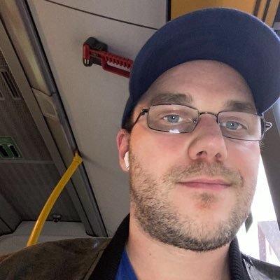 Soziale Demokratie und Antifaschismus| Historiker J@UniCologne (PhD: & der Irakkrieg) | @FESonline | he/him