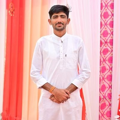 schoudhary2404's profile picture. ज़मीन से जुड़ा #किसान का बालक...  🔰🔰