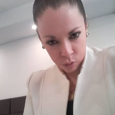 🤓 Comunicadora Social y Periodista 🙏🏼.
No mensajes al privado (NO DM).