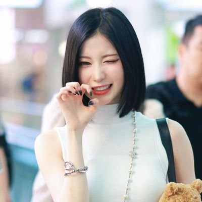 Minsan blink, minsan once, minsan reveluv, madalas multi.