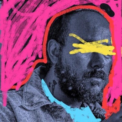 Hidrocalido viviendo en la cdmx; estudie cine; melómano, un humano común y a veces corriente.