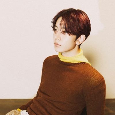 selfihescare's profile picture. 