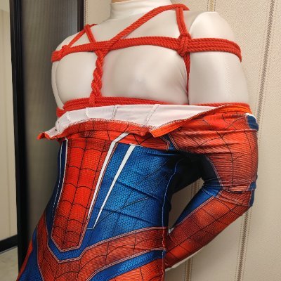 广州,喜捆绑束缚、紧身、乳胶,不10. 欢迎私信。
Canton. Into bondage, tights, rubber. DM is welcomed.