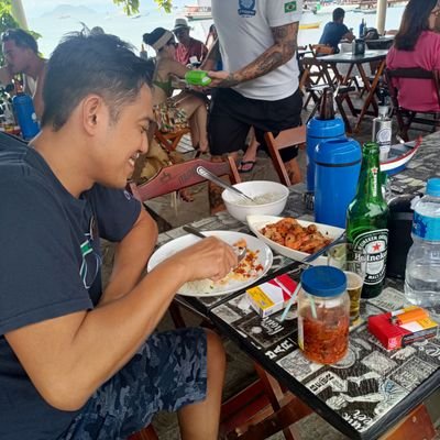 RImron4144's profile picture. 