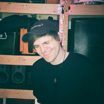 thespewz's profile picture. chāze • song spewer (emo/lofi) • they