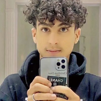 lry192630's profile picture. 
