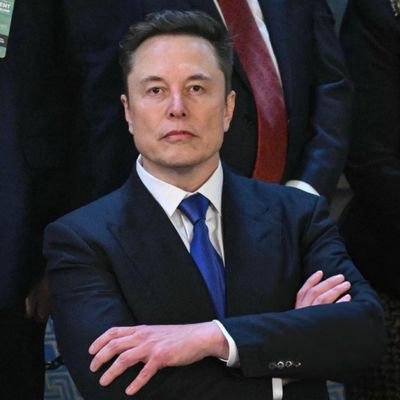 | Spacex • CEO & CTO
I Tesla • CEO and Product architect
•| Hyperloop • Founder🚀🚀🚀