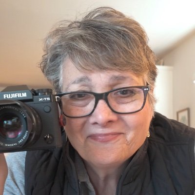 Content creator. Constant plant propagator. Loves photography, gardening and baking bread. Retired UX designer.